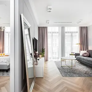 Apartment Wielopole17 Miro With Ac, Krakow